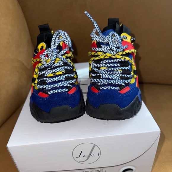 Javi boys sneakers, size 11C, worn once - Picture 2 of 5